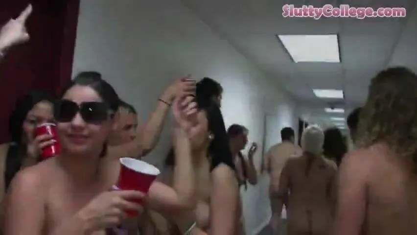 Amateur Group Sex At Party - Bunch of amateur college girls group sex in dorm party - PornRabbit.com